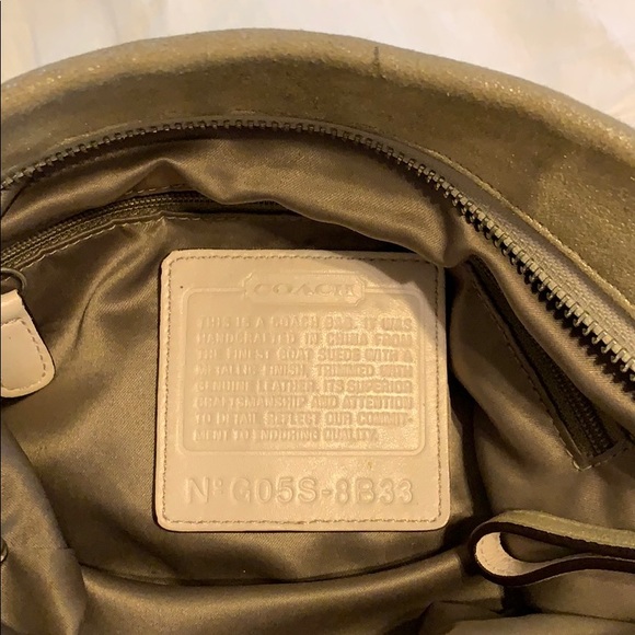 Champagne leather Coach bag - Picture 5 of 5